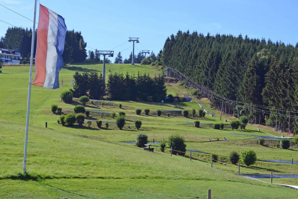 Freizeit Sommerrodelbahn 01